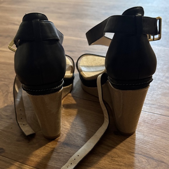 Louise et Cie Black & Natural Straw Trim Strappy Heels - Picture 4 of 5